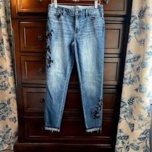 WHBM Skinny Ankle Embroidered Denim - size 8